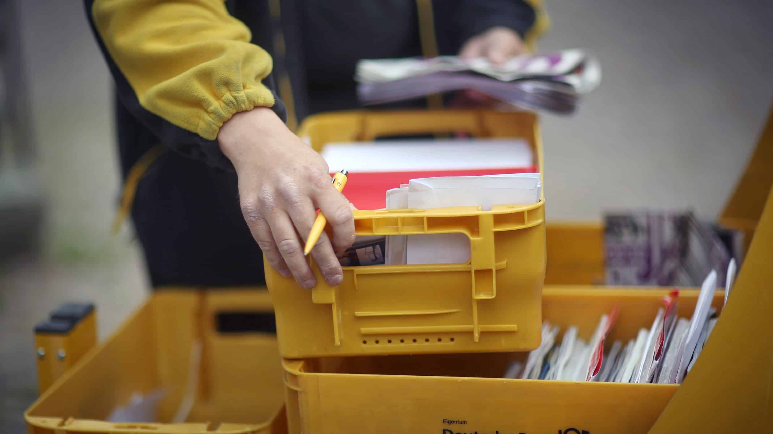 Deutsches Postgesetz - Der gelbe Spitzel?